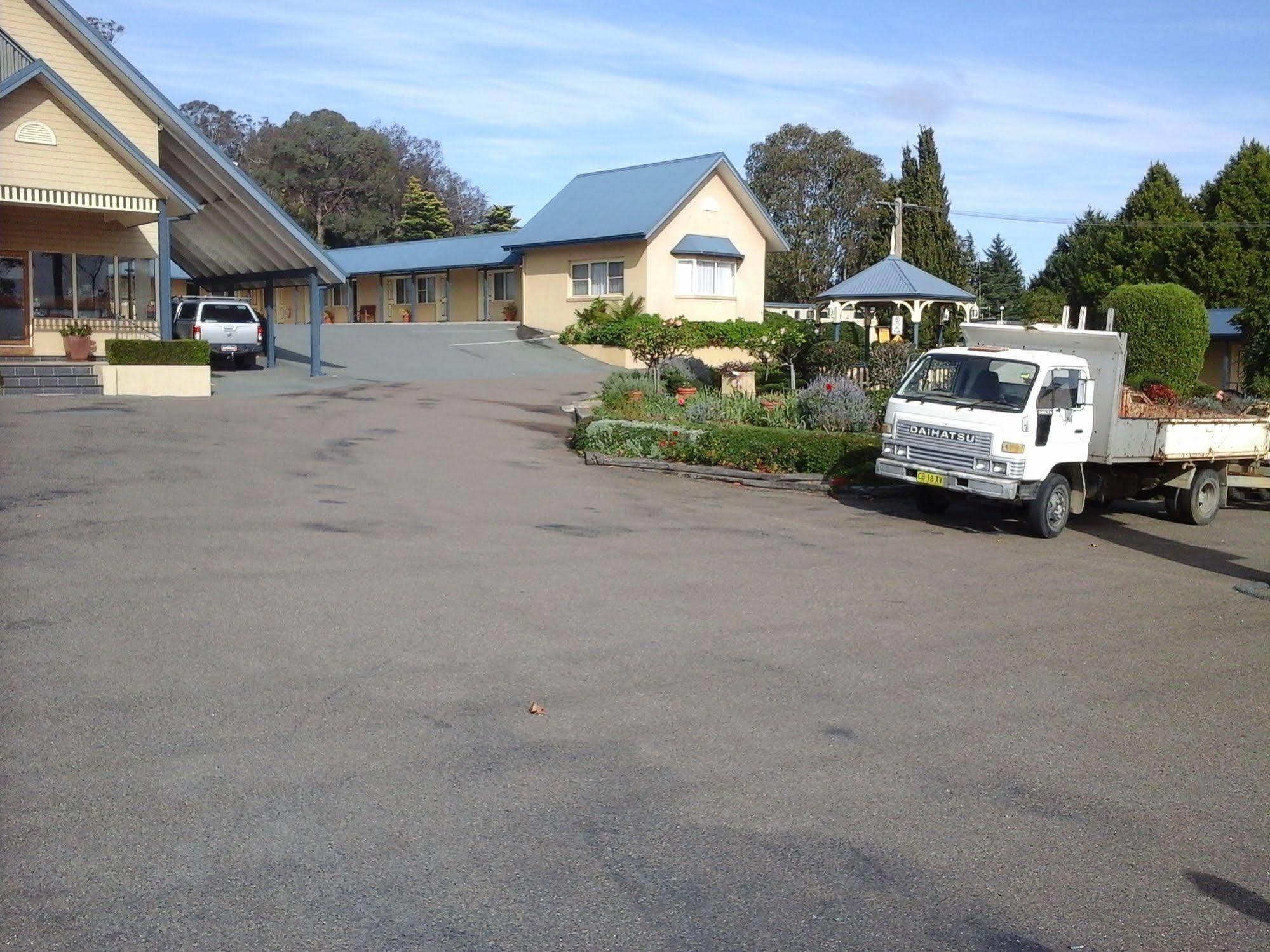 Willows Motel Goulburn Exterior photo